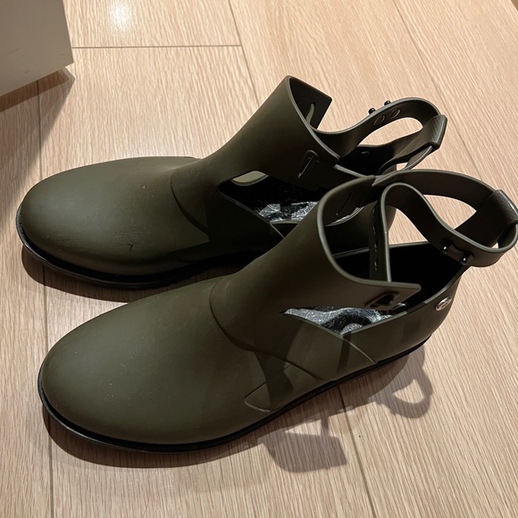Melissa olive rubber rain boots - Picture 3 of 5